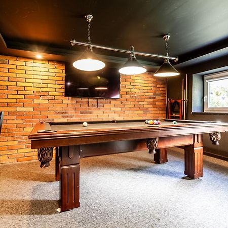 Housecube, Bar , Prywatne Kino, Bilard , Luxus Villa วรอตซวาฟ ภายนอก รูปภาพ