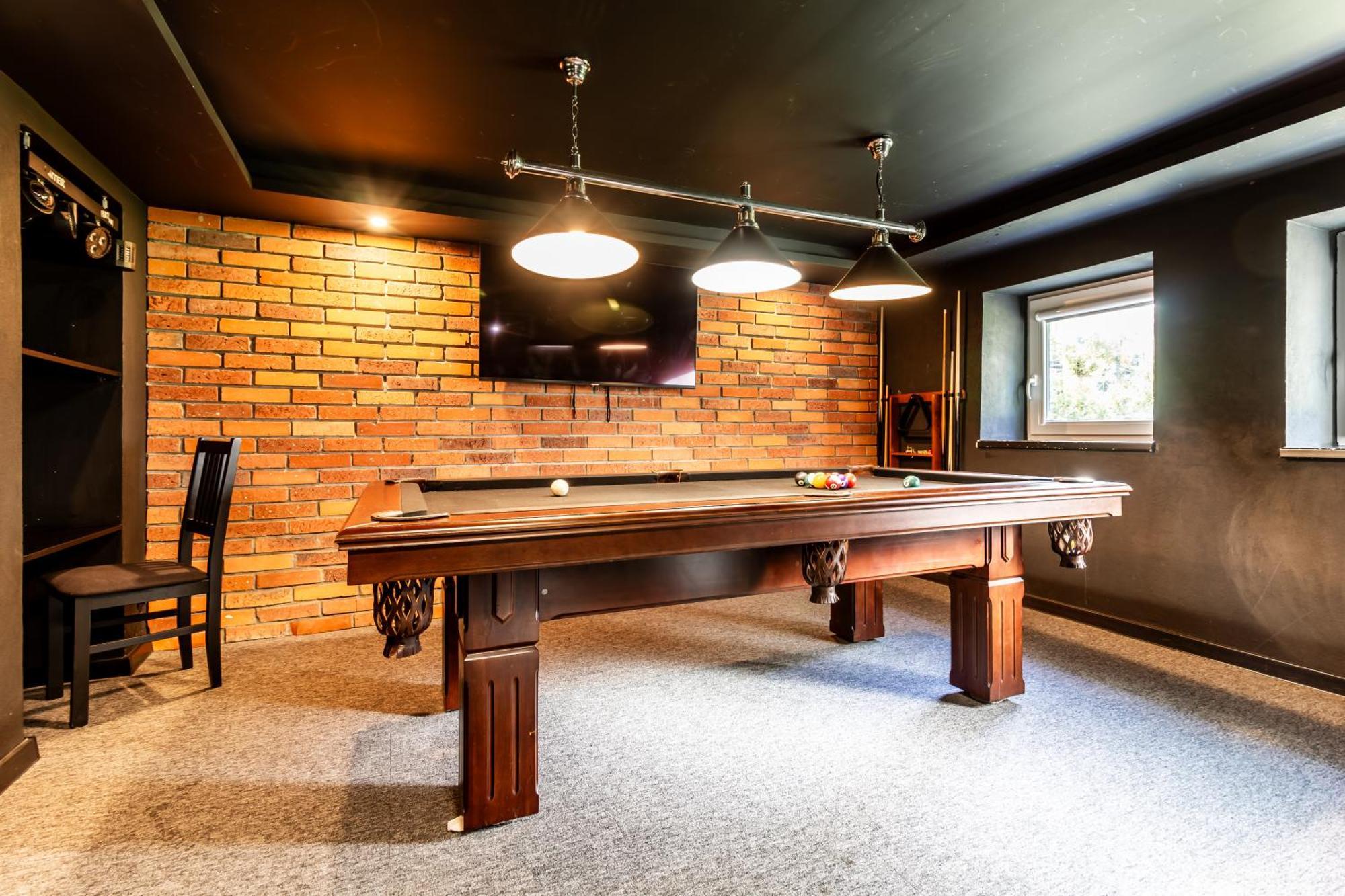 Housecube, Bar , Prywatne Kino, Bilard , Luxus Villa วรอตซวาฟ ภายนอก รูปภาพ